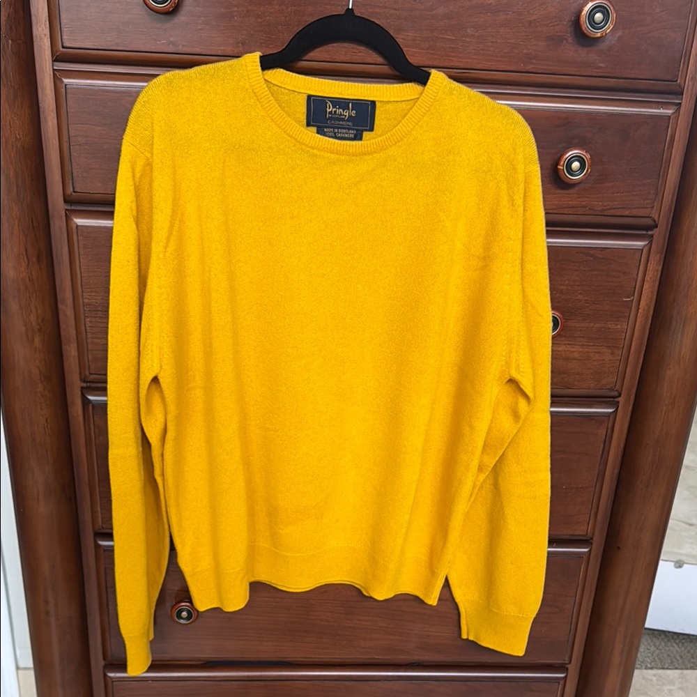 Pringle Men's Bright Yellow Crewneck Sweater